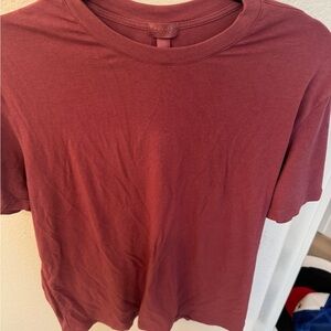 SKIMS Women's Maroon T-Shirt - Size Small